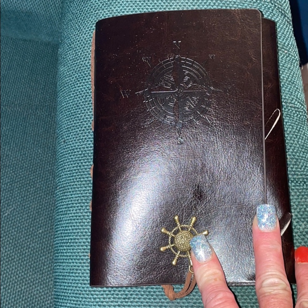SOLD OUT $5 w/bundle 🛍NEW Compass Brown Journal. - Picture 1 of 4